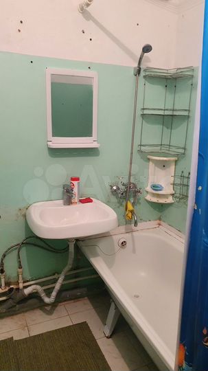 2-к. квартира, 63 м², 3/5 эт.