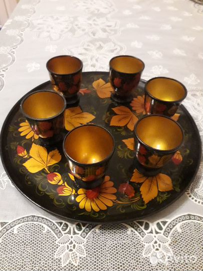 Поднос и 6 рюмок