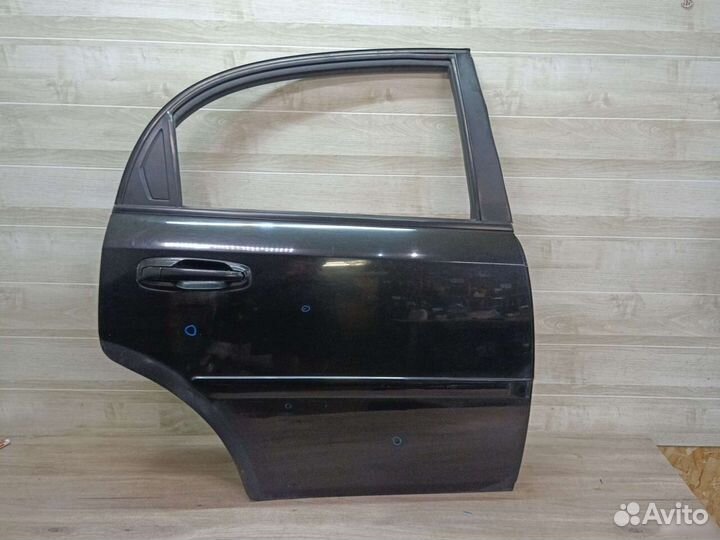 Дверь задняя правая Chevrolet lacetti