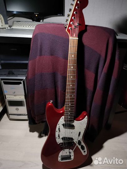 Электрогитара Mustang