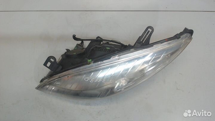 Фара (передняя) Renault Megane 3 2009, 2010