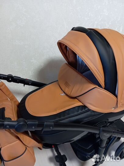 Коляска как новая,3 в 1 Adamex
