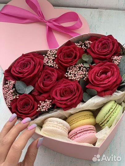 Подарок цветы в коробке