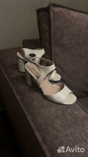 Босоножки женские 37 размер