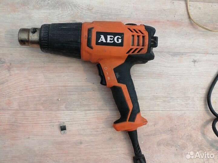 Фен строительный AEG