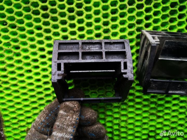 Кронштейн радиатора на BMW X5 F15 F85 (2013-2018)