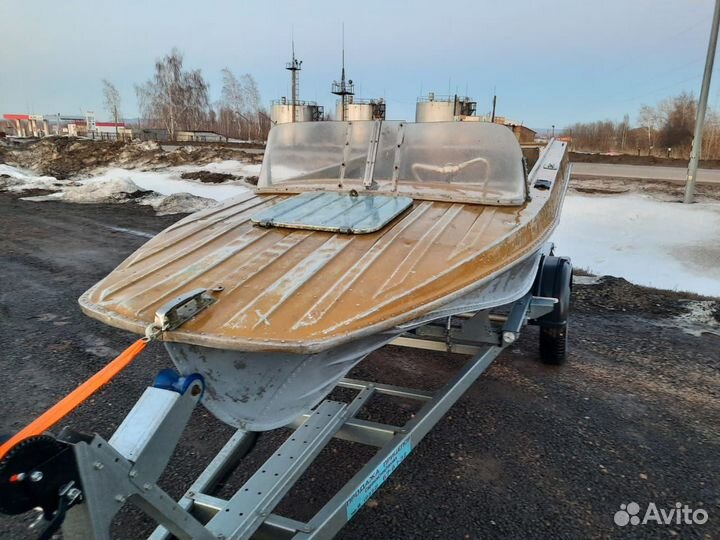Лодка Казанка 5 М 2