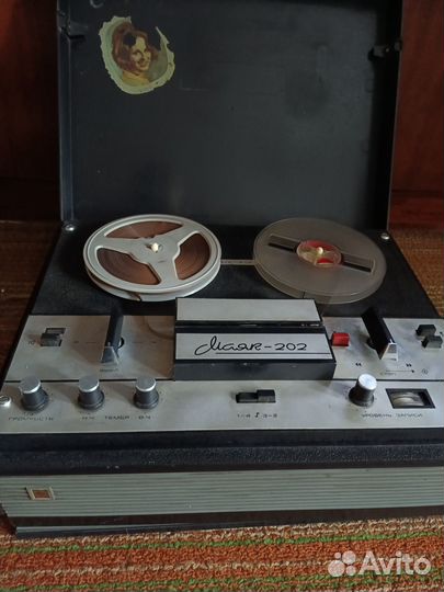 Катушечный магнитофон Маяк 202