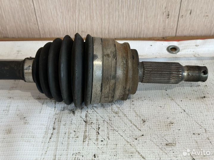 Привод левый Mitsubishi Lancer 10 2.0 АКПП