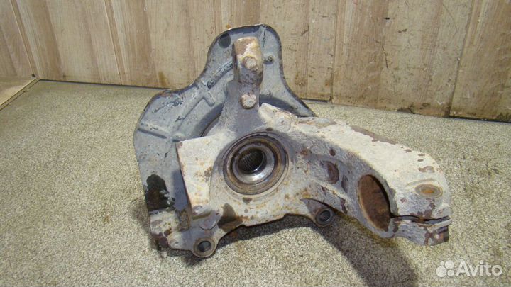 Кулак поворотный передний левый Peugeot Boxer 3