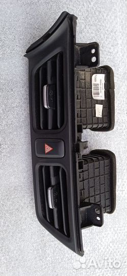 Решетка вентиляционная Kia Rio 3 UB 2011-2017