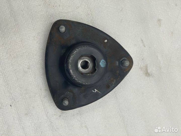 Опора амортизатора Toyota Camry V70/V75 2018-2024