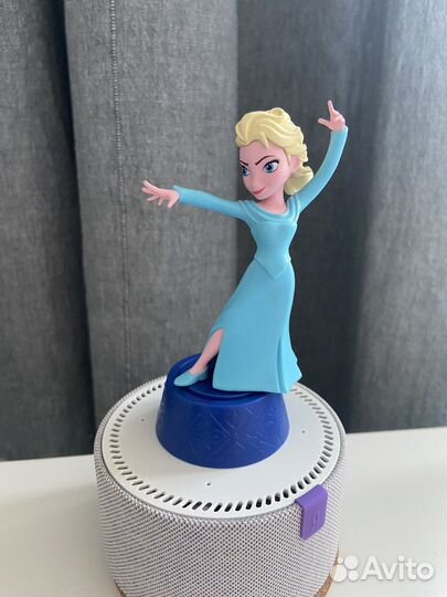 Фигурка Яндекс Алиса Эльза