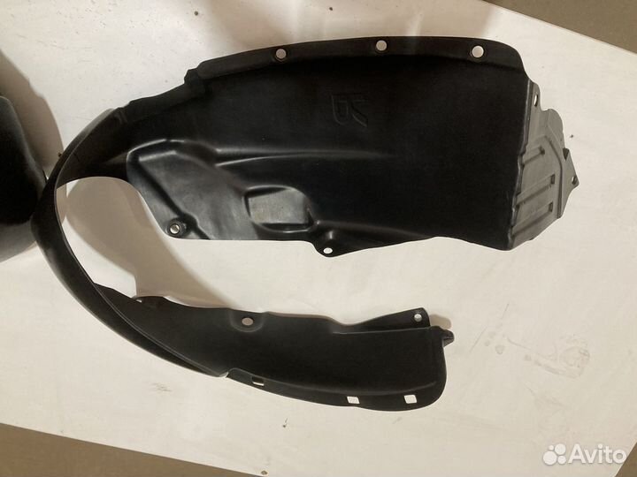 Подкрыльники на kia rio 3