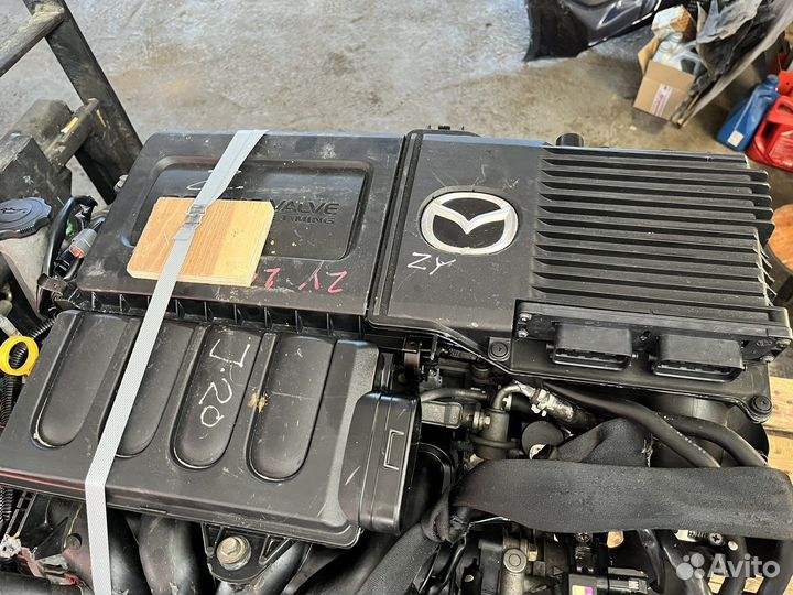 Блок управления двс mazda ZY