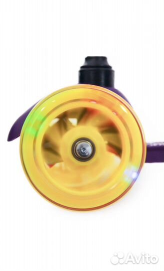 Самокат трехколёсный новый