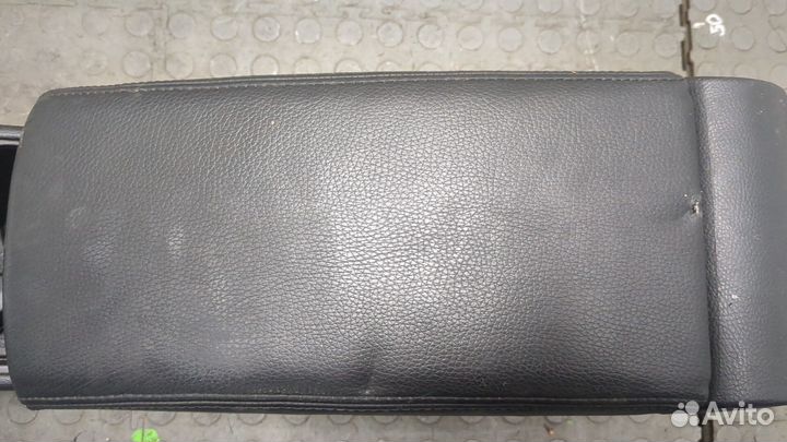 Консоль салона Volkswagen Passat CC, 2011