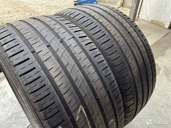 Barum Bravuris 3HM 255/35 R20