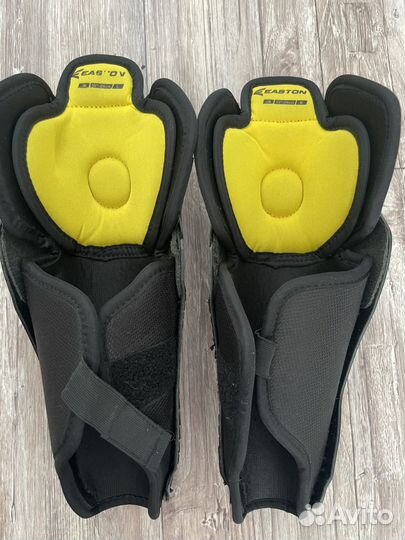 Щитки хоккейные easton