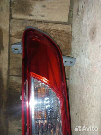 Фонарь задний левый Kia Sportage 3