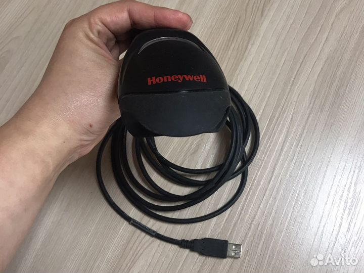 Лазерный сканер штрихкодов