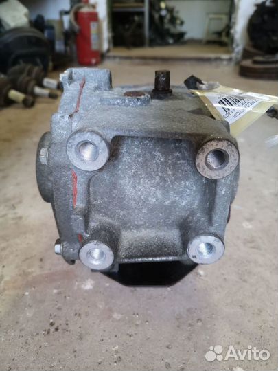 Редуктор 41303-42022 на Toyota Vitz NSP135 1NR-FE