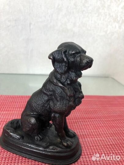 Фигурка собаки чугунная