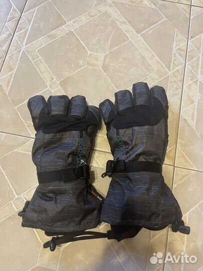 Горнолыжные перчатки мужские dakine