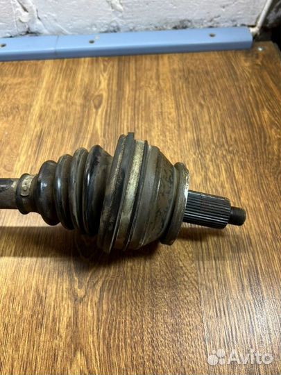 Привод левый Skoda Rapid лифтбек 1.6 2015