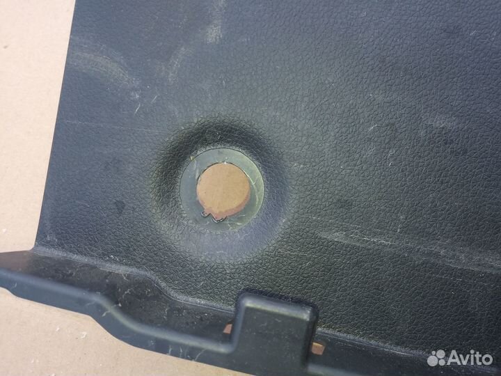 Обшивка панели задка Kia K5