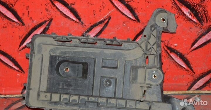 Площадка акб VAG