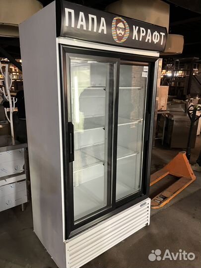 Холодильный шкаф