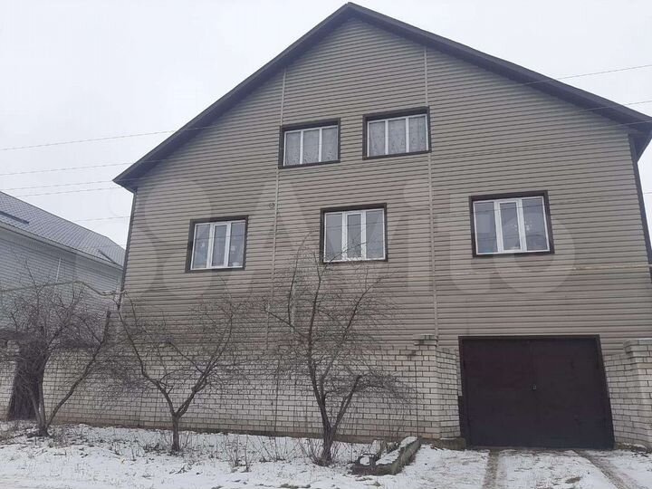 Дом 268 м² на участке 6 сот.