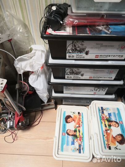 Продаю конструкторы Lego mindstorm EV3, WeDo