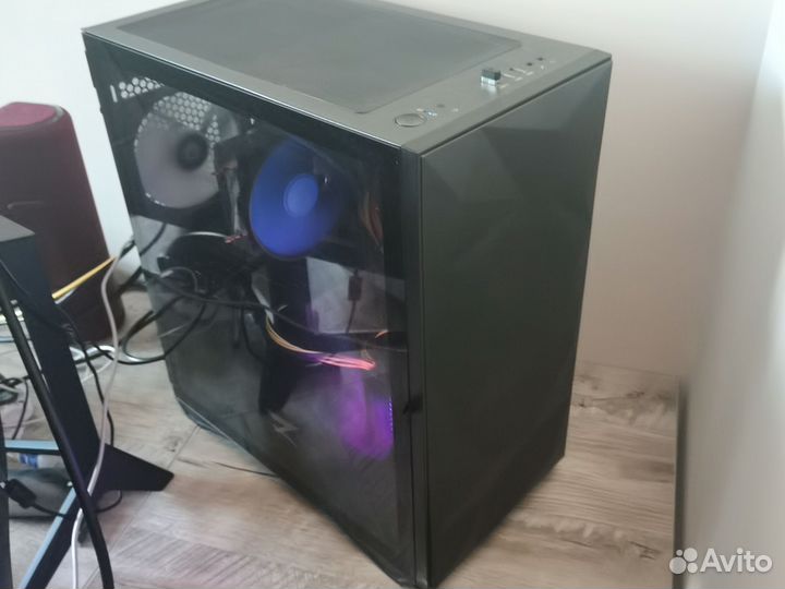 Компьютер без видеокарты I3 10105f