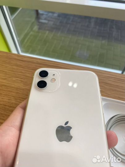 iPhone 11, 128 ГБ