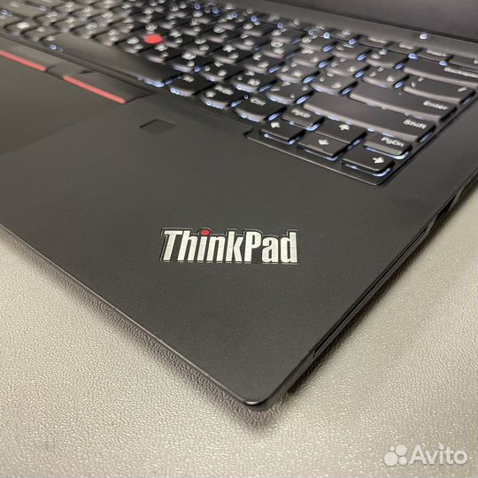 14'' FHD Ноутбук Lenovo ThinkPad T14 gen 1 черный