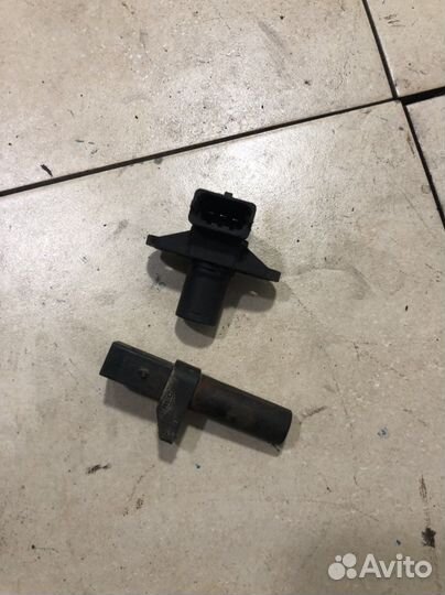 Датчик распредвала коленвала Ссанг Енг Кайрон