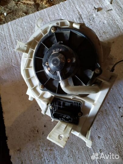 Mazda Demio Печка отопитель