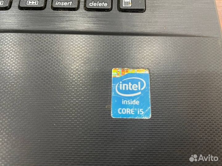 Ноутбук Asus X751L