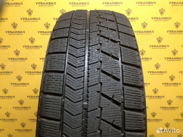 Bridgestone Blizzak VRX 215/65 R16