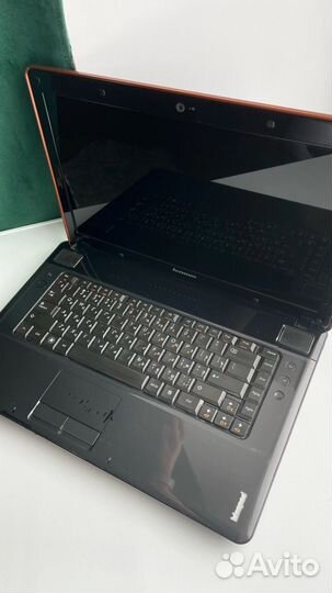 Ноутбук Lenovo ideapad Y550