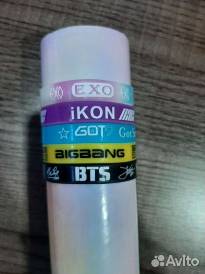 K-pop книги, плакаты, браслеты. Торг