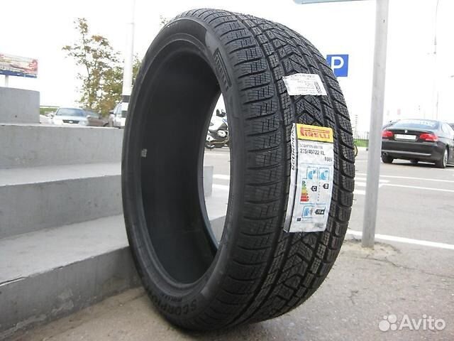 Pirelli Scorpion Winter 275/40 R22 108V