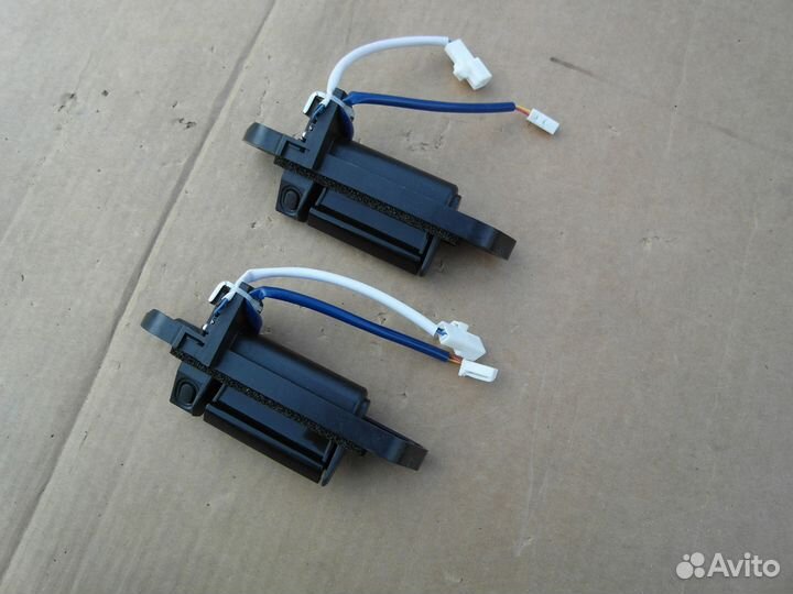 Ручка крышки багажника Mitsubishi Pajero Sport 3