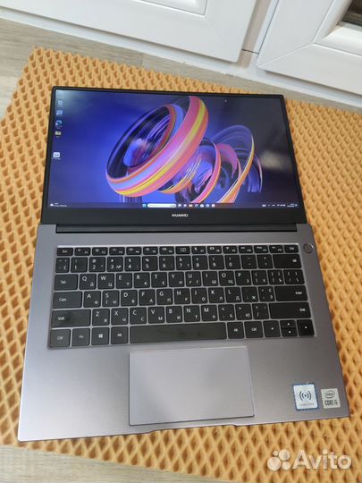 Ультрабук Huawei i5gen10/8/256