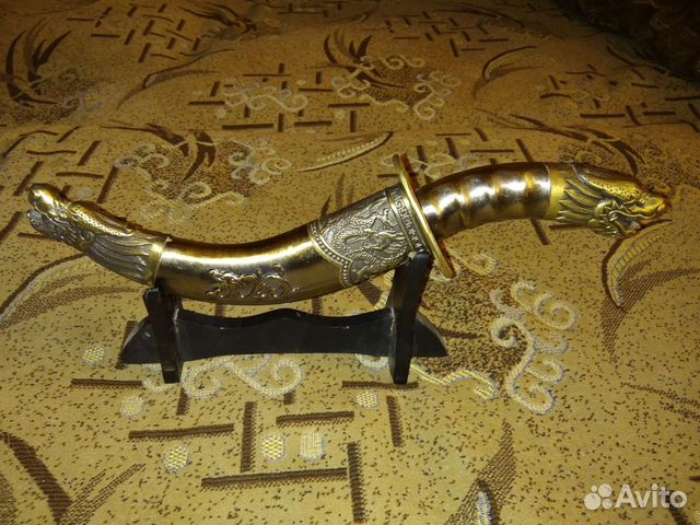 Нож восточный сувенирный с подставкой