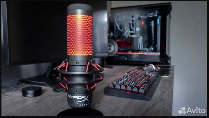 Микрофон HyperX Quadcast