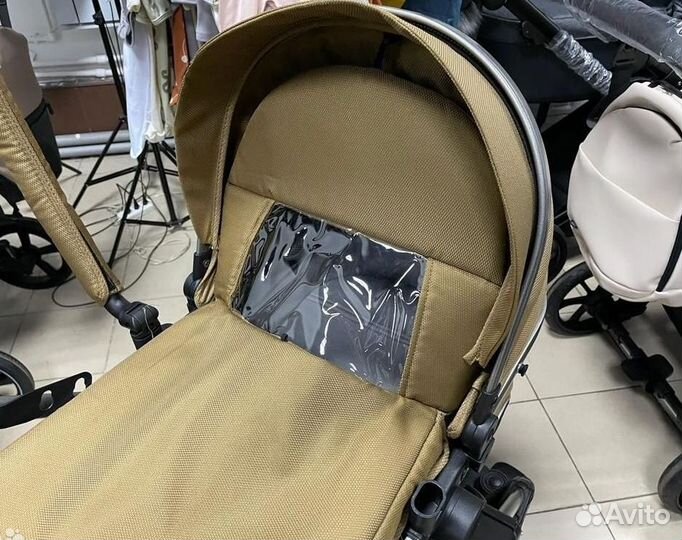 Коляска универсальная