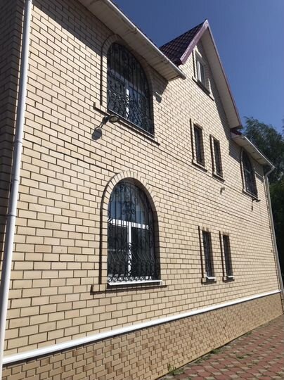 Дом 330 м² на участке 20 сот.